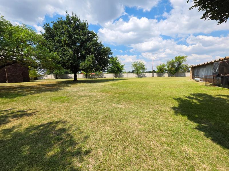 6 Bedroom Property for Sale in Nelsonia Gauteng