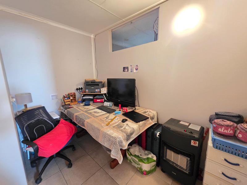 6 Bedroom Property for Sale in Nelsonia Gauteng