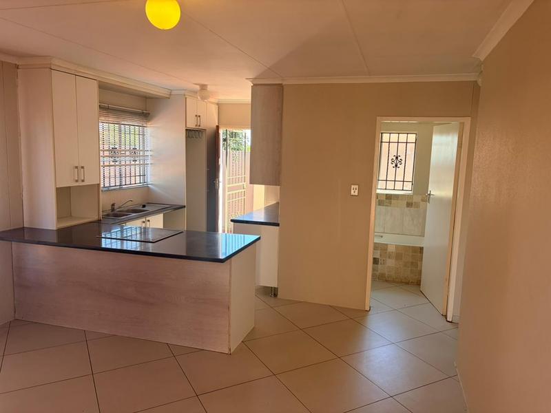 2 Bedroom Property for Sale in Rosslyn Gauteng