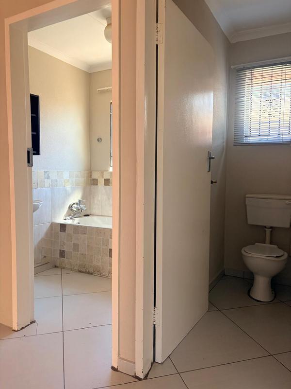 2 Bedroom Property for Sale in Rosslyn Gauteng