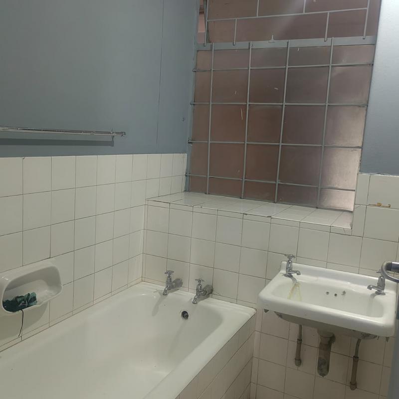 2 Bedroom Property for Sale in Pretoria Central Gauteng