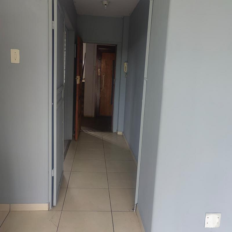 2 Bedroom Property for Sale in Pretoria Central Gauteng