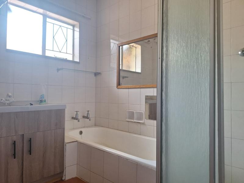To Let 4 Bedroom Property for Rent in Brenthurst Gauteng