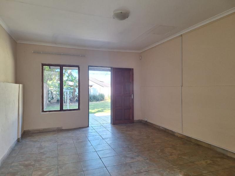To Let 4 Bedroom Property for Rent in Dalview Gauteng