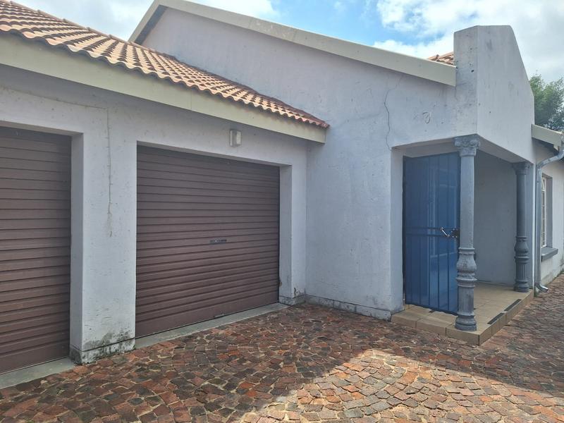 2 Bedroom Property for Sale in Brakpan Central Gauteng
