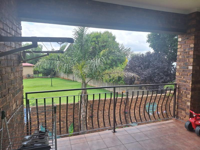 2 Bedroom Property for Sale in Dalview Gauteng