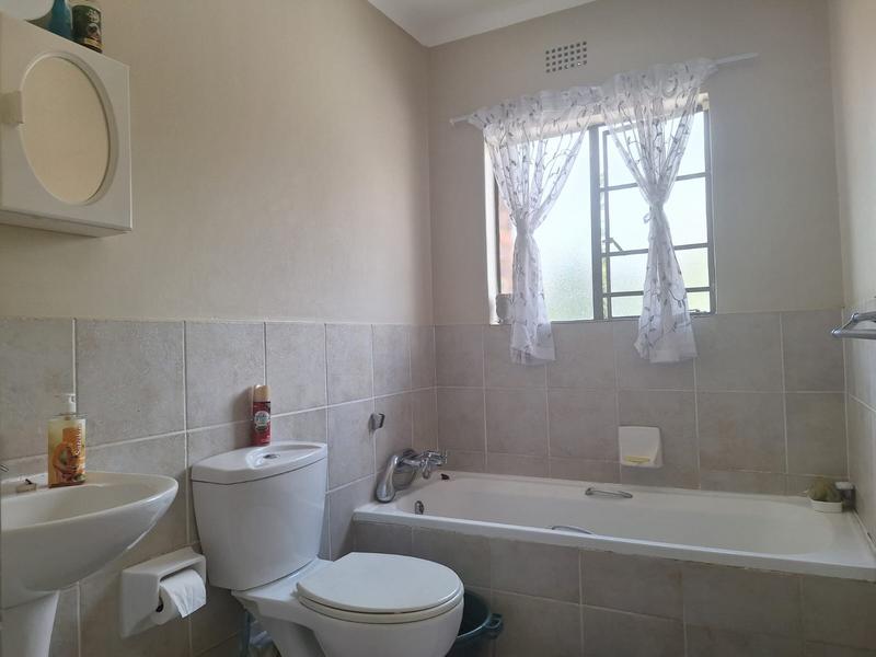 2 Bedroom Property for Sale in Dalview Gauteng