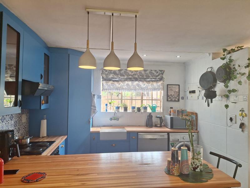 3 Bedroom Property for Sale in Sonneveld Gauteng