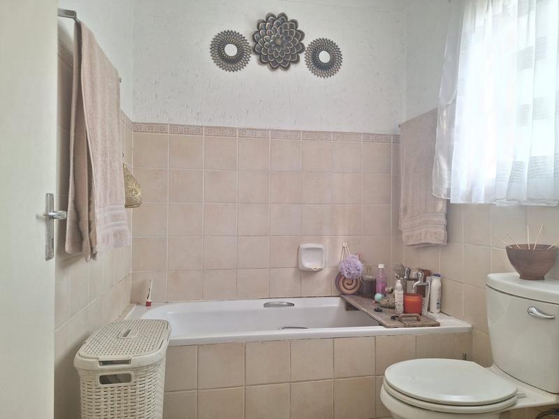 3 Bedroom Property for Sale in Sonneveld Gauteng
