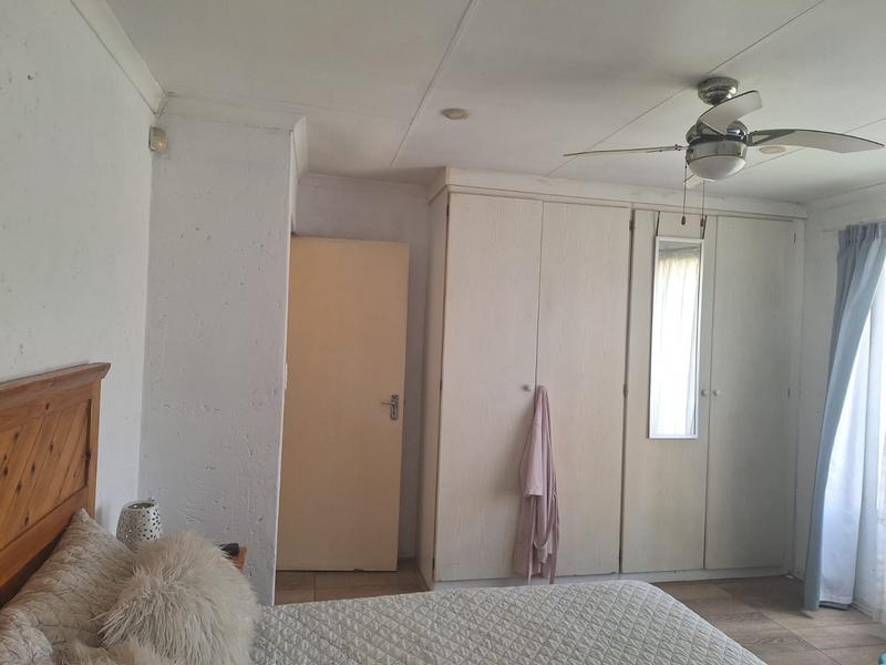 3 Bedroom Property for Sale in Sonneveld Gauteng