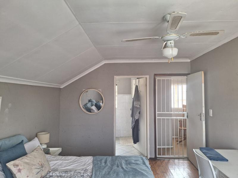 3 Bedroom Property for Sale in Sonneveld Gauteng