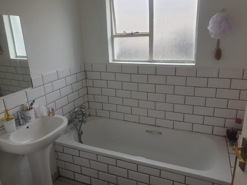 To Let 2 Bedroom Property for Rent in Northcliff Gauteng