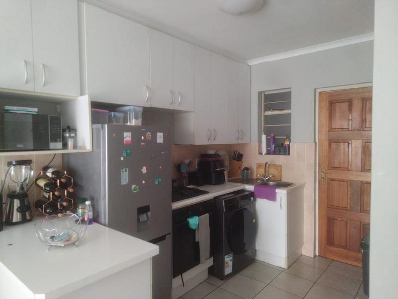 To Let 2 Bedroom Property for Rent in Northcliff Gauteng