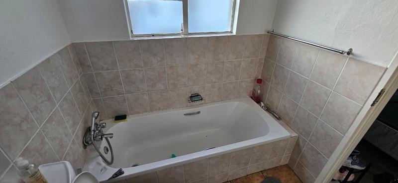 2 Bedroom Property for Sale in Northcliff Gauteng