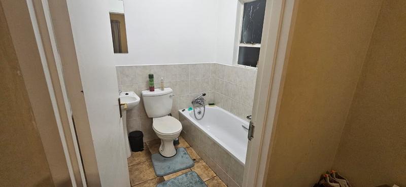 2 Bedroom Property for Sale in Northcliff Gauteng