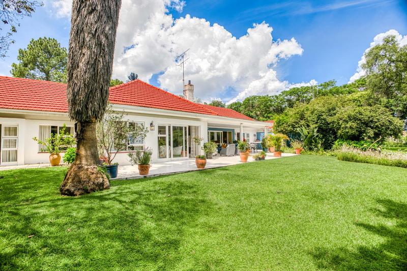 6 Bedroom Property for Sale in Bryanston Gauteng