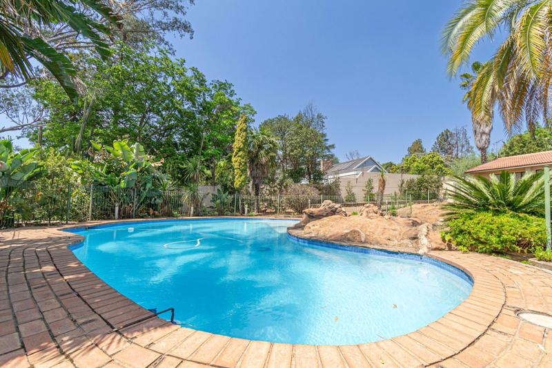 6 Bedroom Property for Sale in Bryanston Gauteng