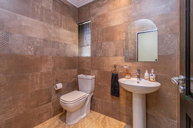 6 Bedroom Property for Sale in Bryanston Gauteng