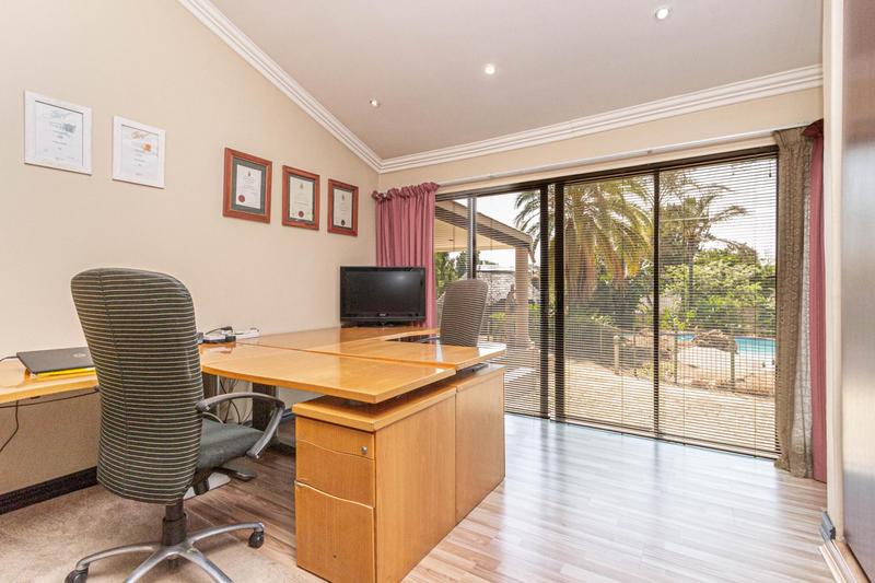 6 Bedroom Property for Sale in Bryanston Gauteng