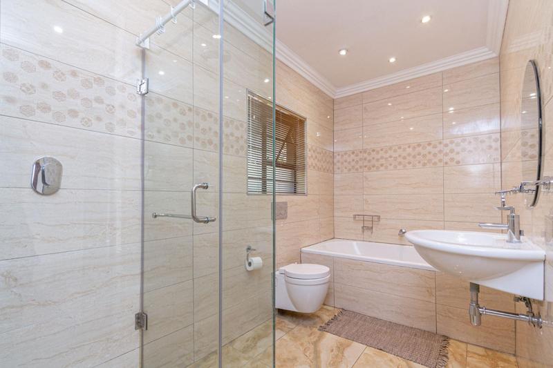 6 Bedroom Property for Sale in Bryanston Gauteng