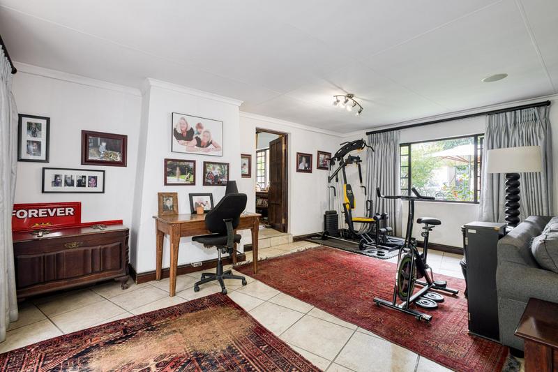 7 Bedroom Property for Sale in Bryanston Gauteng