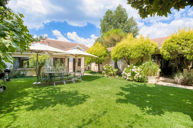 7 Bedroom Property for Sale in Bryanston Gauteng