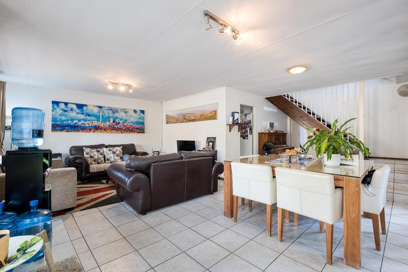 7 Bedroom Property for Sale in Bryanston Gauteng