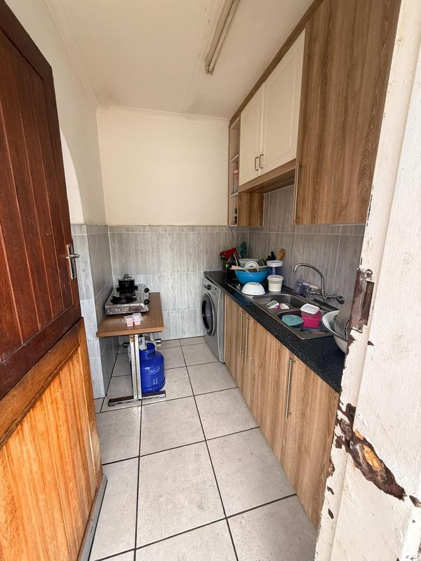 To Let 4 Bedroom Property for Rent in Glen Marais Gauteng