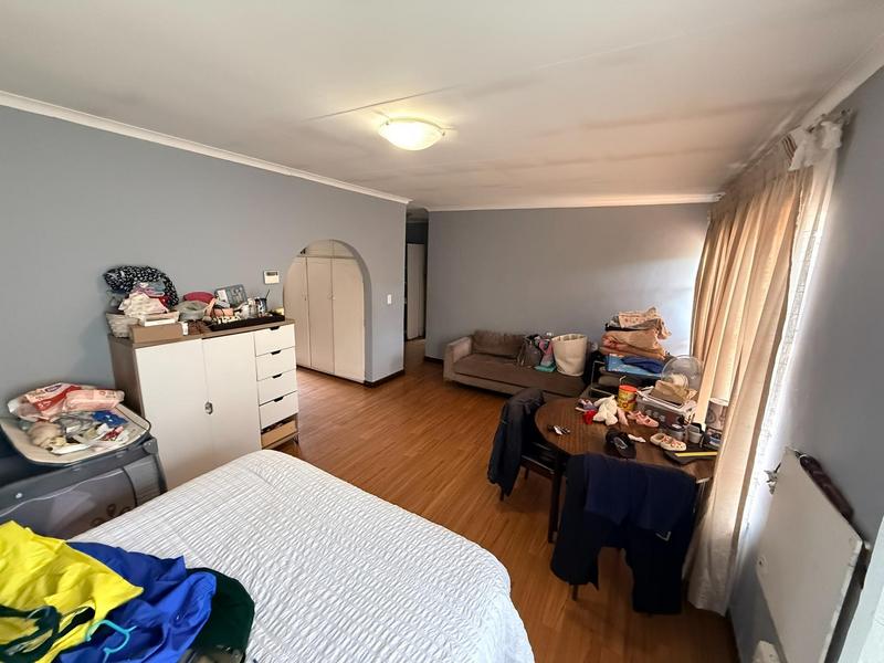 To Let 4 Bedroom Property for Rent in Glen Marais Gauteng