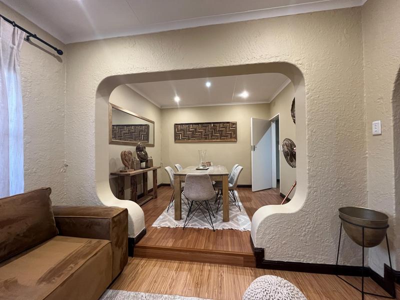 To Let 4 Bedroom Property for Rent in Glen Marais Gauteng