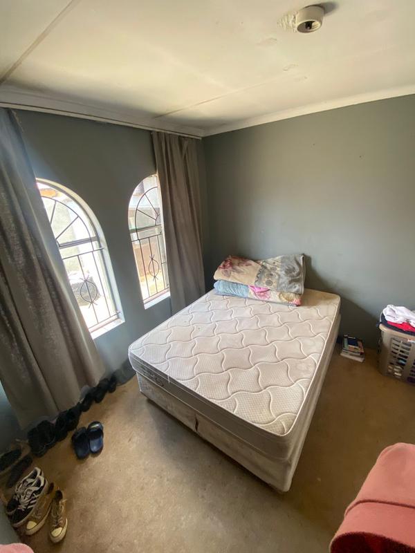 4 Bedroom Property for Sale in Zakariyya Park Gauteng
