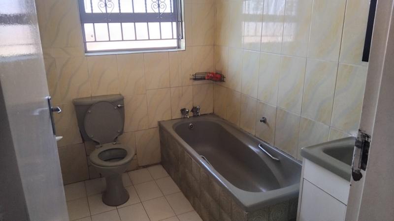 3 Bedroom Property for Sale in Zakariyya Park Gauteng