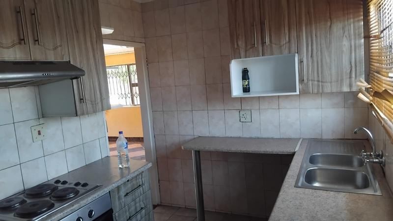 3 Bedroom Property for Sale in Zakariyya Park Gauteng