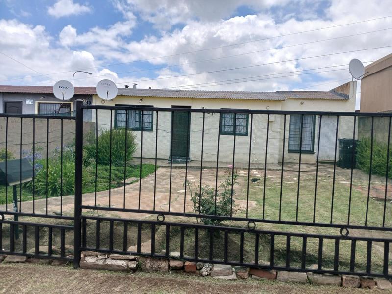 2 Bedroom Property for Sale in Orlando Gauteng
