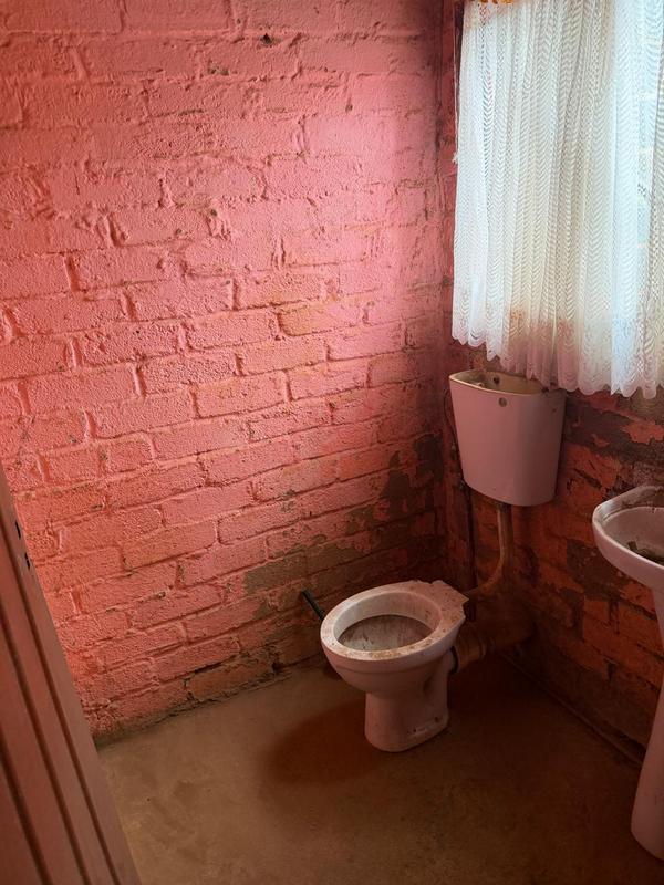 2 Bedroom Property for Sale in Lehae Gauteng