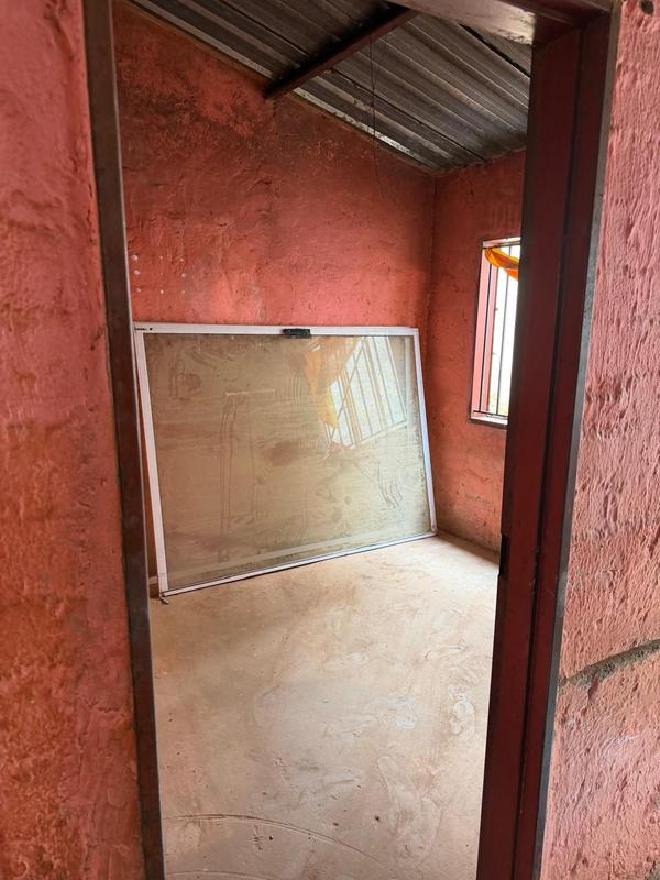 2 Bedroom Property for Sale in Lehae Gauteng