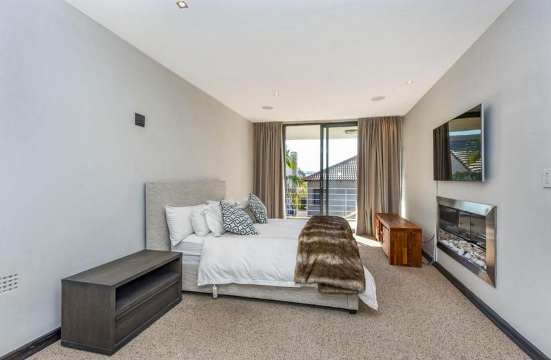 To Let 5 Bedroom Property for Rent in Beverley Gauteng