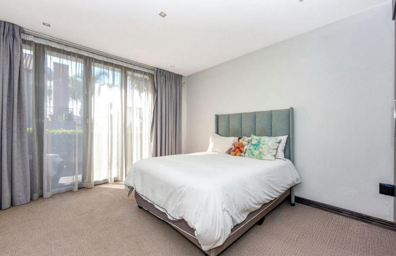 To Let 5 Bedroom Property for Rent in Beverley Gauteng