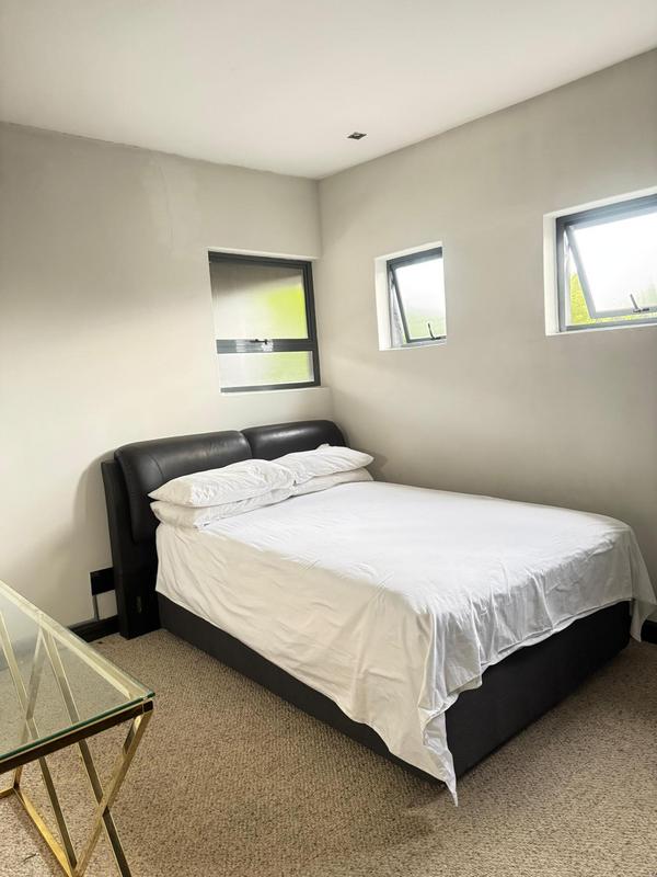 To Let 5 Bedroom Property for Rent in Beverley Gauteng