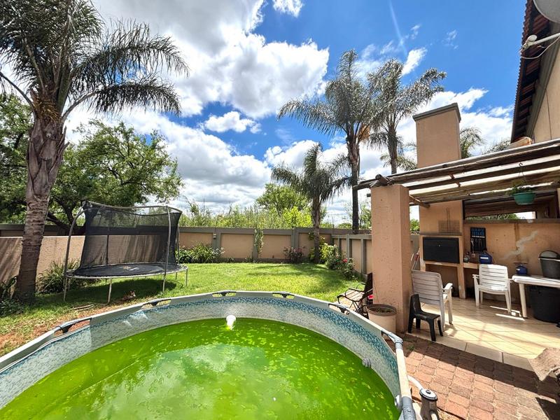 2 Bedroom Property for Sale in Annlin Gauteng