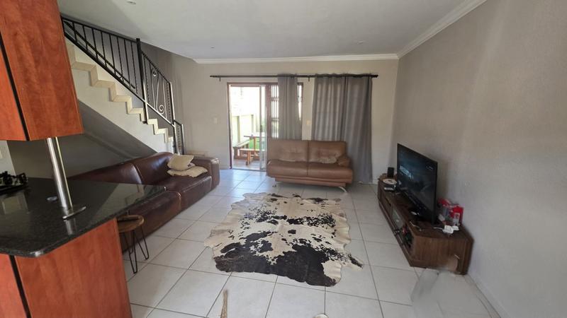2 Bedroom Property for Sale in Annlin Gauteng