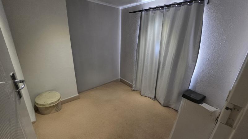 2 Bedroom Property for Sale in Annlin Gauteng
