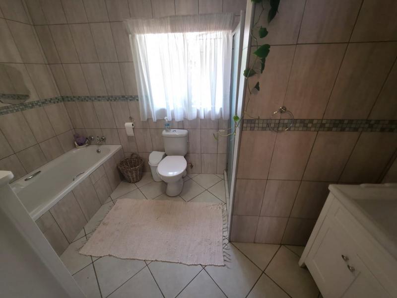 4 Bedroom Property for Sale in Annlin Gauteng