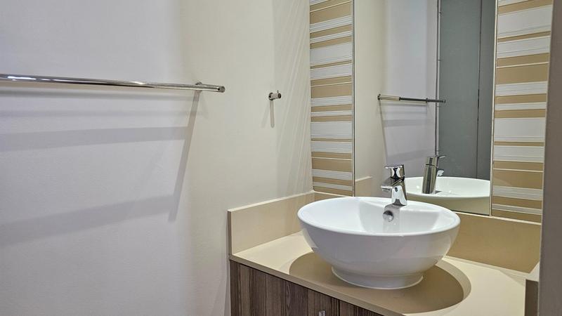 To Let 2 Bedroom Property for Rent in Rosebank Gauteng