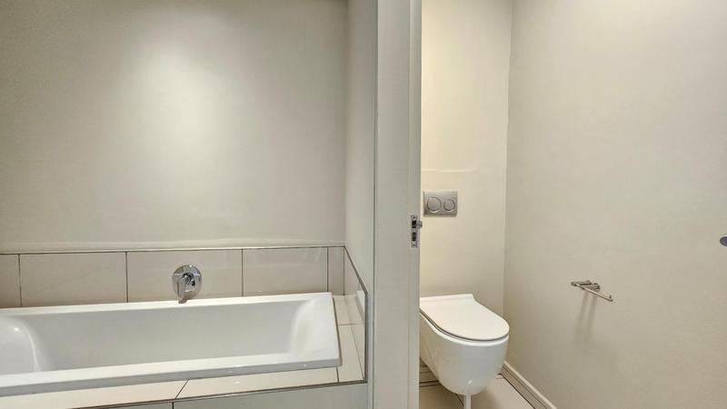 To Let 2 Bedroom Property for Rent in Rosebank Gauteng