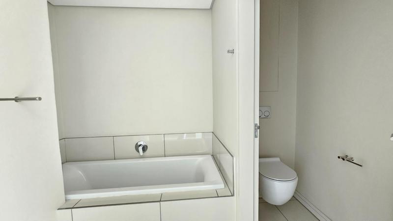 To Let 2 Bedroom Property for Rent in Rosebank Gauteng