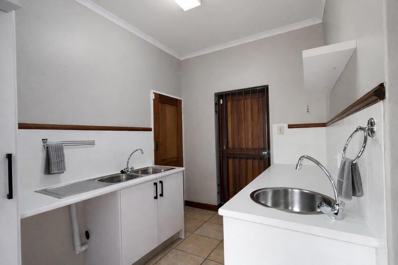 To Let 3 Bedroom Property for Rent in Brooklyn Gauteng