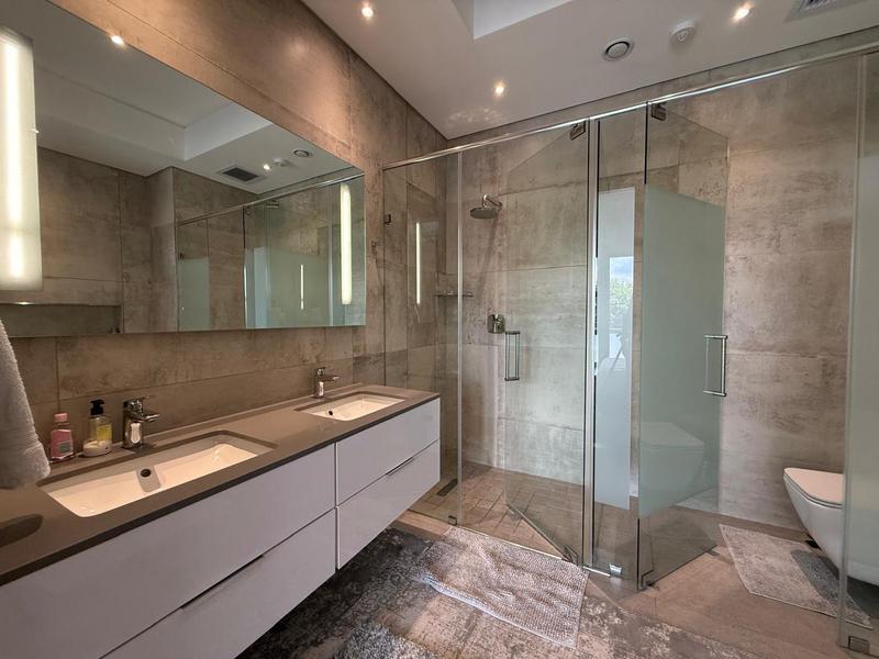 2 Bedroom Property for Sale in Hyde Park Gauteng