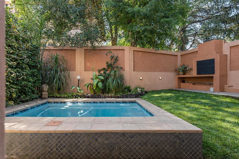 2 Bedroom Property for Sale in Waterkloof Ridge Gauteng