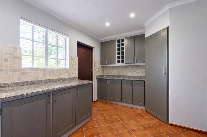 2 Bedroom Property for Sale in Waterkloof Ridge Gauteng